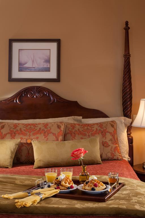 برلينغتون Lang House On Main Street Bed & Breakfast المظهر الخارجي الصورة