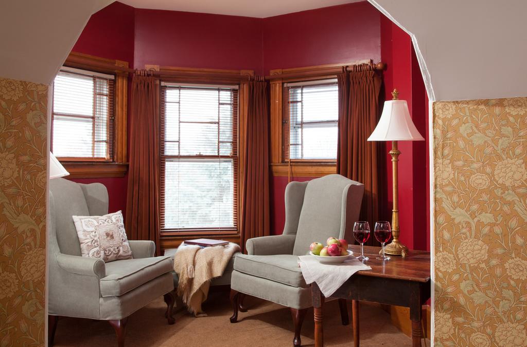 برلينغتون Lang House On Main Street Bed & Breakfast المظهر الخارجي الصورة