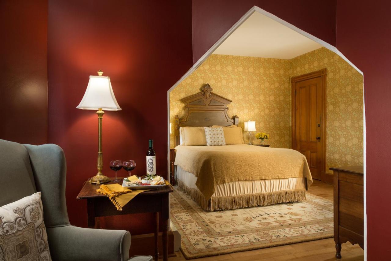 برلينغتون Lang House On Main Street Bed & Breakfast المظهر الخارجي الصورة