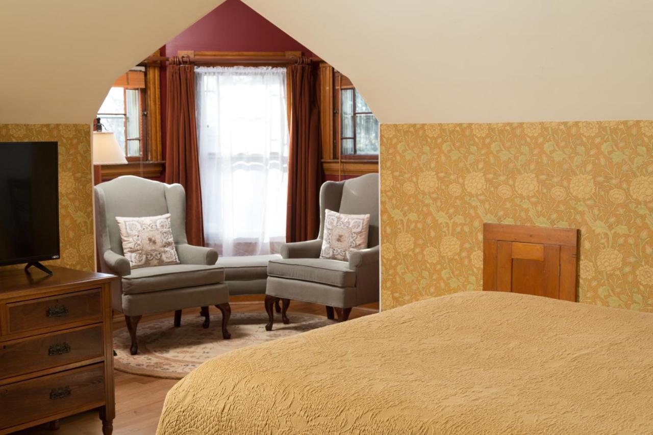 برلينغتون Lang House On Main Street Bed & Breakfast المظهر الخارجي الصورة